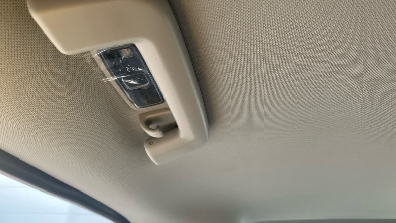 Ford Tourneo Custom 320 L1 Diesel Fwd 2.0 EcoBlue 136ps H1 Titanium 8 seater